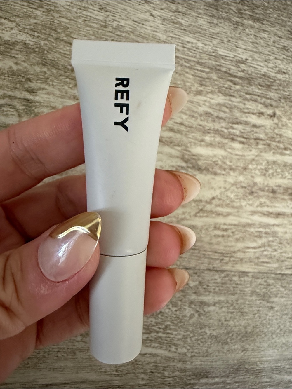 REFY Lip Balm & Gloss Tube - clear